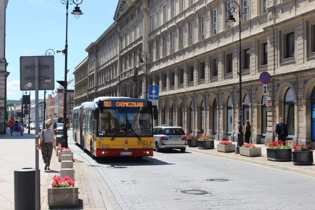 Solbus Solcity 18